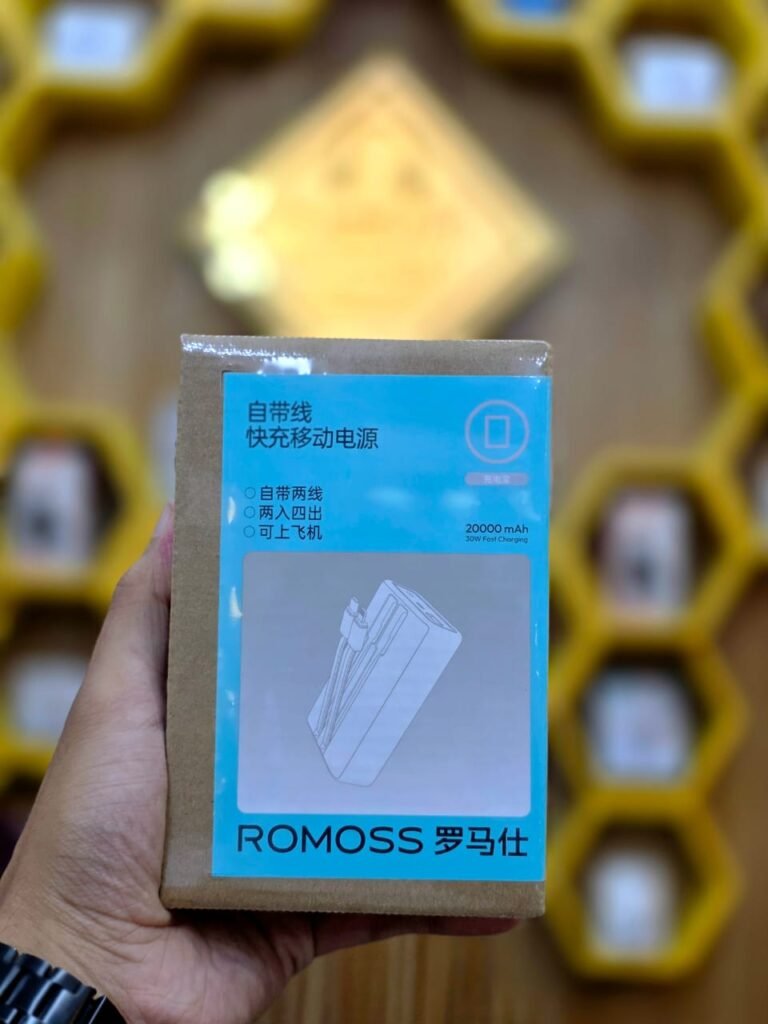 ROMOSS 20000mAh 30W Power Bank with Built-in Cables