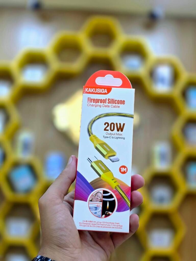 KAKUSIGA  Fireproof Silicone Charging Data Cable 20W Type-C to Lightning